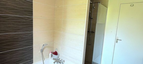 3 bedrooms House in Correze, France No. 298606 8