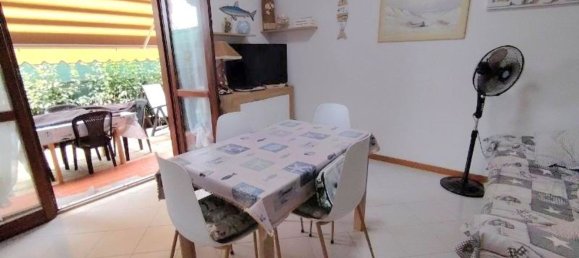 3 chambres Appartement à Massa, Italy No. 313697 8