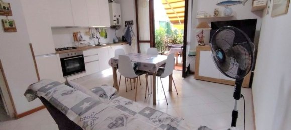 3 chambres Appartement à Massa, Italy No. 313697 4