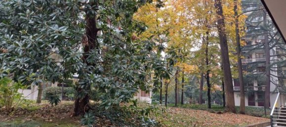 525m² Commercial property in Milan, Italy No. 240943 14