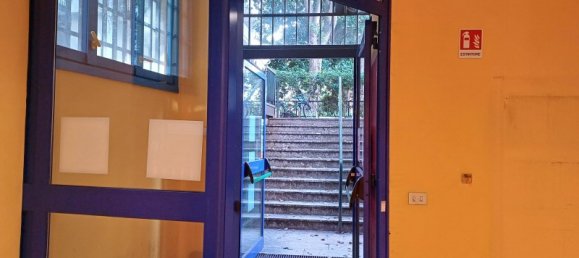 525m² Commercial property in Milan, Italy No. 240943 7