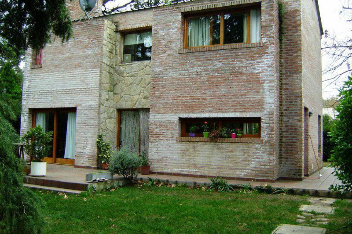 2 bedrooms House in Buenos Aires, Argentina No. 80944