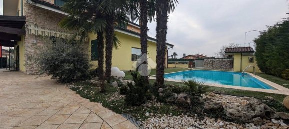 2 Schlafzimmer Villa in Cavernago, Italy, Nr. 337813 26