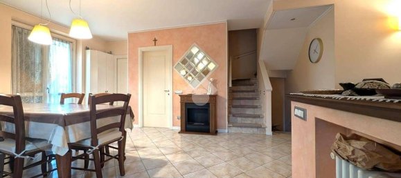 2 Schlafzimmer Villa in Cavernago, Italy, Nr. 337813 13