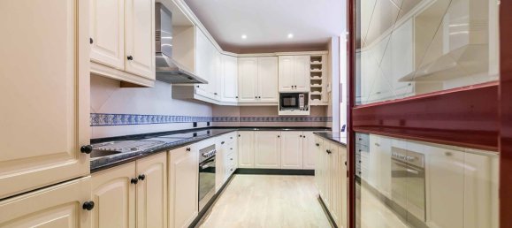 3 bedrooms Apartment in Marbella, Spain No. 134148 16