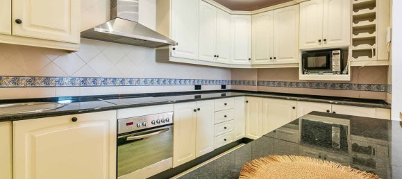 3 bedrooms Apartment in Marbella, Spain No. 134148 15