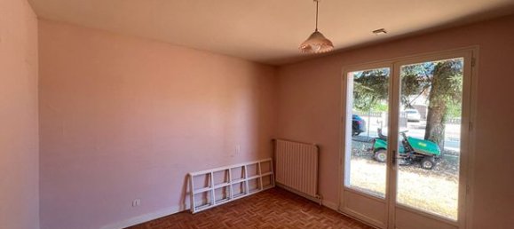4 bedrooms House in Deux-Sevres, France No. 314504 12