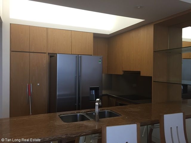 3 bedrooms Apartment in Cau Giay, Vietnam No. 4086