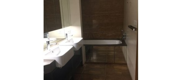 3 bedrooms Apartment in Cau Giay, Vietnam No. 4086 8