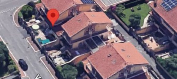 4 rooms House in Rome, Italy No. 46755 8