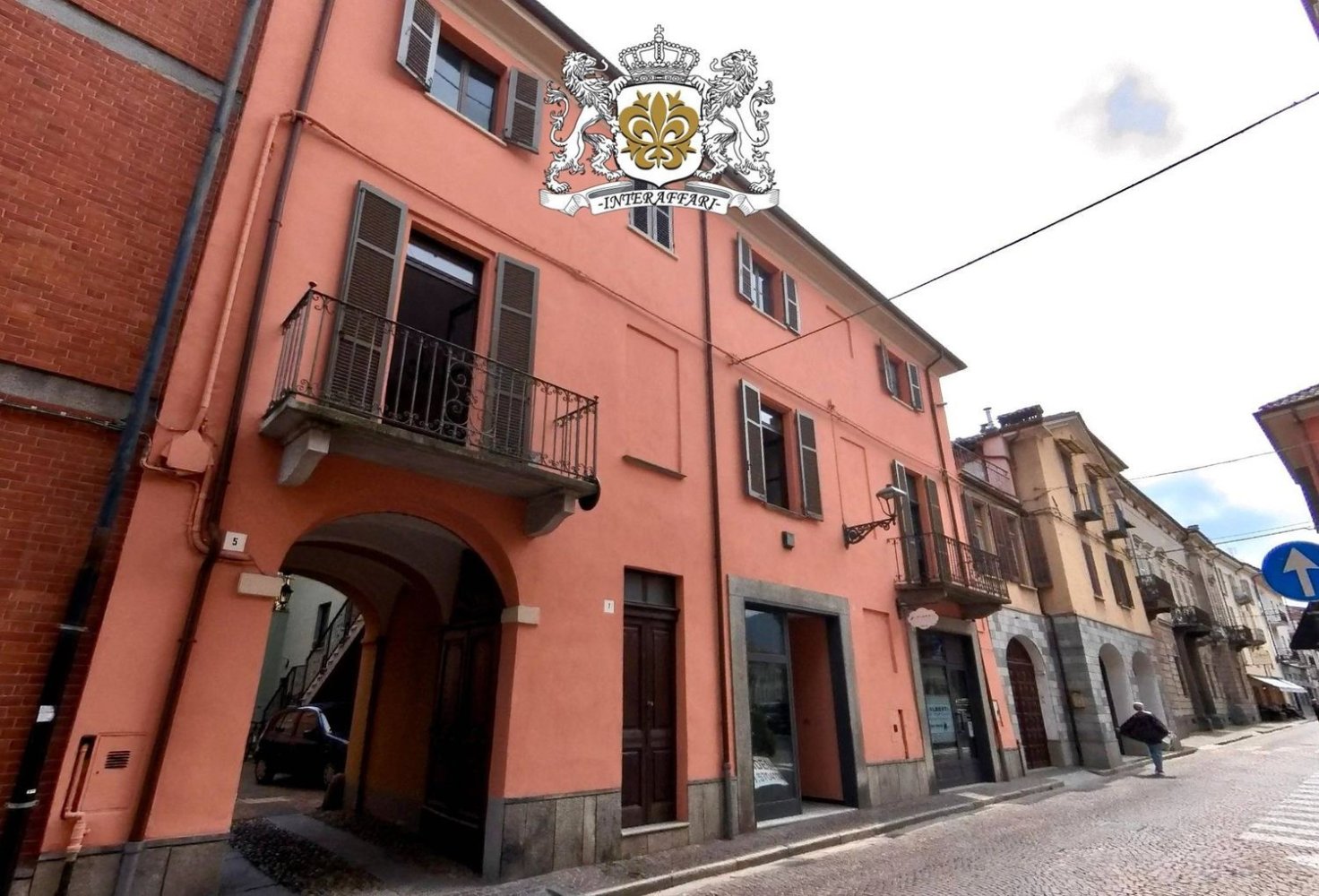 6 rooms Apartment in Busca, Italy No. 257955