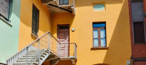 6 rooms Apartment in Busca, Italy No. 257955 4