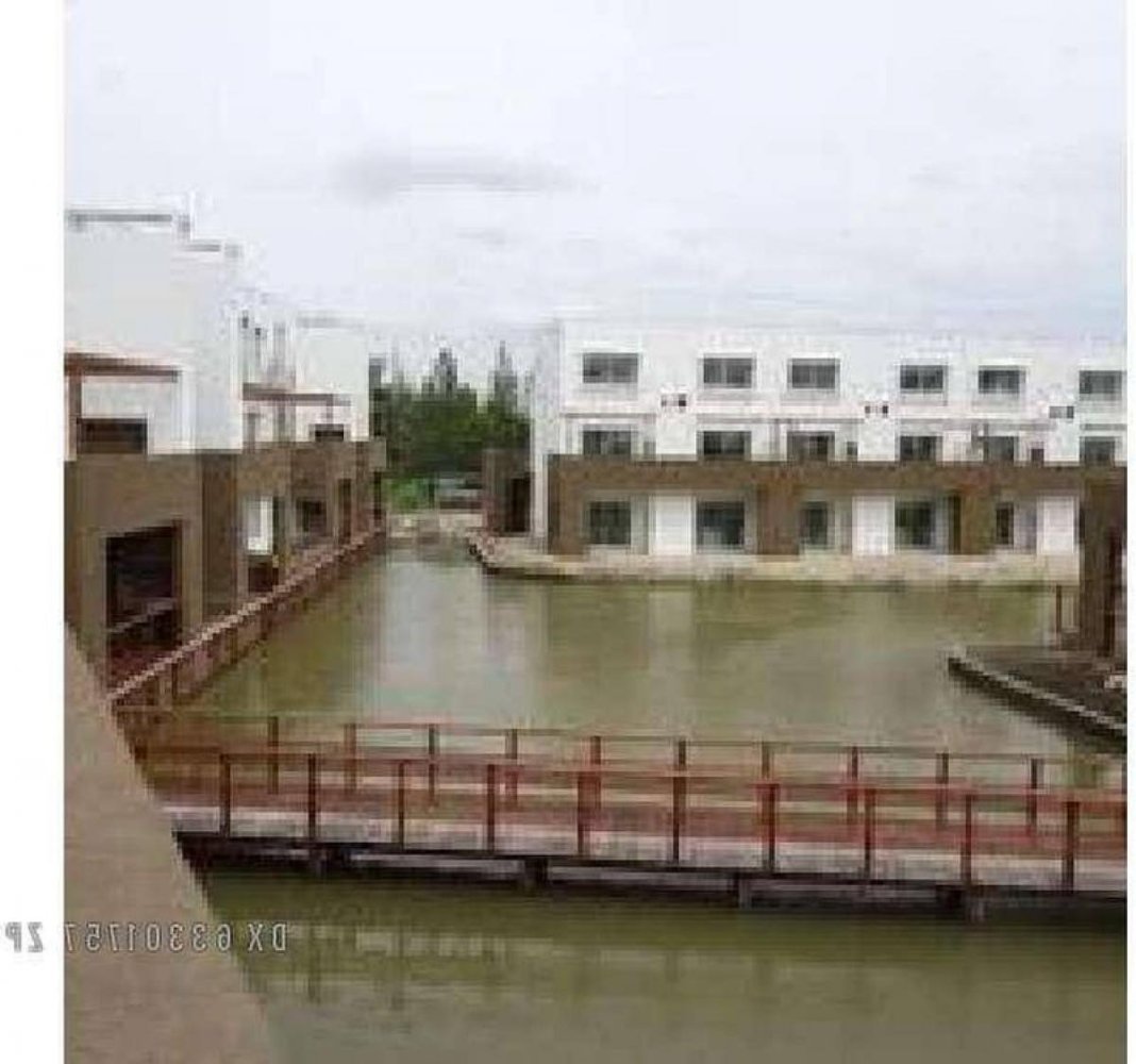 2 bedrooms House in Tigre, Argentina No. 971