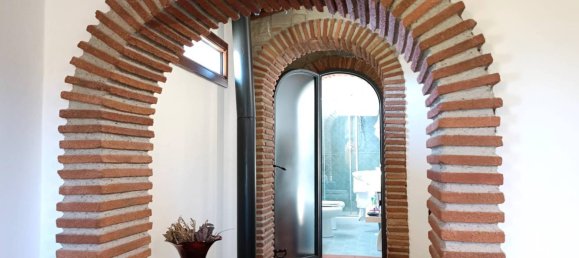 Дом с 2 спальнями в Капрая э Лимите, Италия № 49580 31