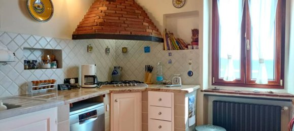 Дом с 2 спальнями в Капрая э Лимите, Италия № 49580 17