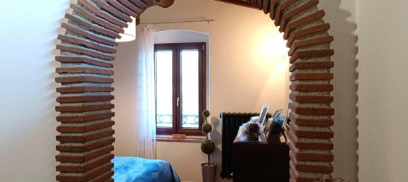 Дом с 2 спальнями в Капрая э Лимите, Италия № 49580 27