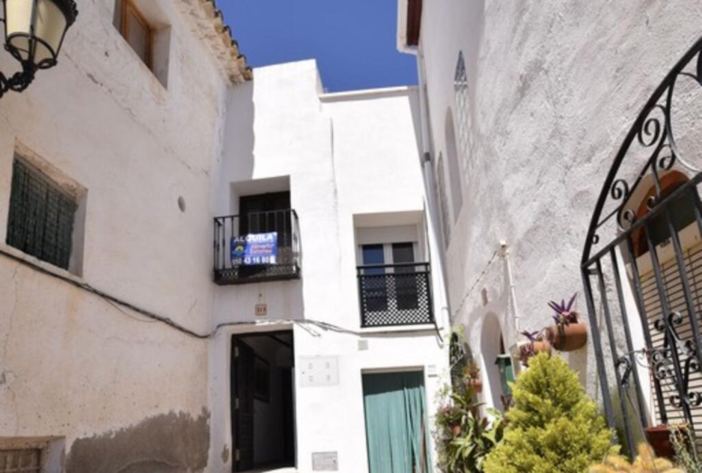 Таунхаус с 3 спальнями в Альбанчес, Испания № 166977