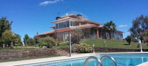 4 bedrooms House in Donai, Portugal No. 169237 3