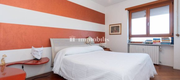 3 bedrooms Apartment in Turin, Italy No. 270587 17