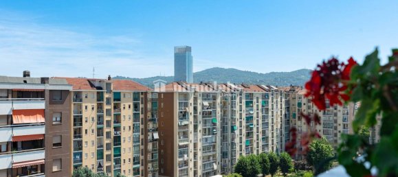 3 bedrooms Apartment in Turin, Italy No. 270587 29