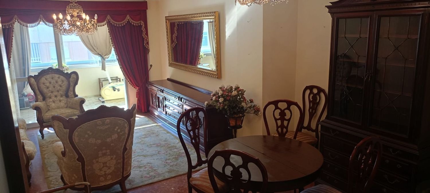 4 Schlafzimmer Wohnung in Malaga, Spain, Nr. 236699