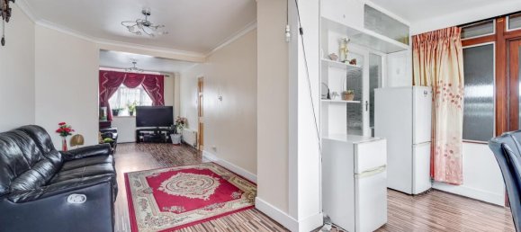 3 bedrooms Commercial property in Surbiton, United Kingdom No. 9955 13