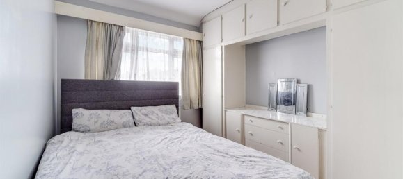 3 bedrooms Commercial property in Surbiton, United Kingdom No. 9955 9