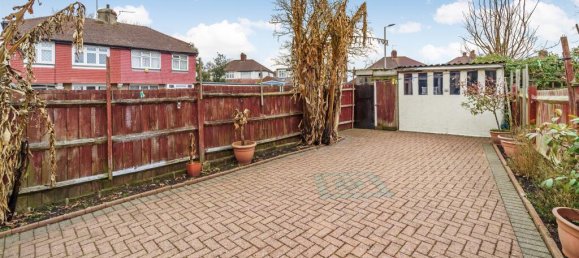 3 bedrooms Commercial property in Surbiton, United Kingdom No. 9955 17