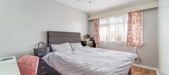 3 bedrooms Commercial property in Surbiton, United Kingdom No. 9955 8