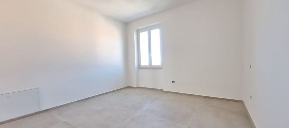 3 rooms Apartment in Rosignano Marittimo, Italy No. 298226 11