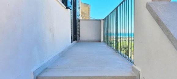 3 rooms Apartment in Rosignano Marittimo, Italy No. 298226 2