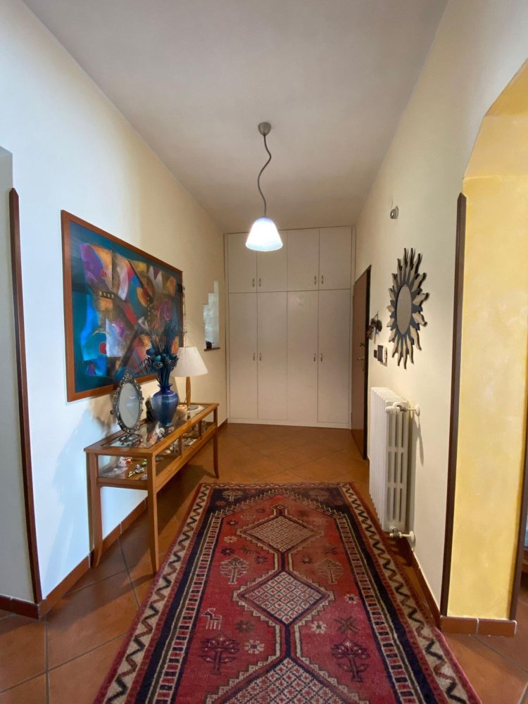 6 غرف نوم شقة في Lecce, Italy رقم 369820