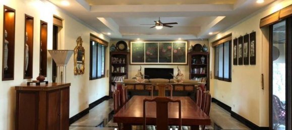 4 bedrooms Villa in Pattaya, Thailand No. 16776 3