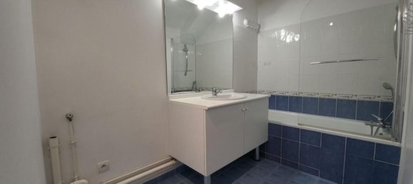 Квартира с 3 спальнями в Шамбурси, Франция № 186620 7