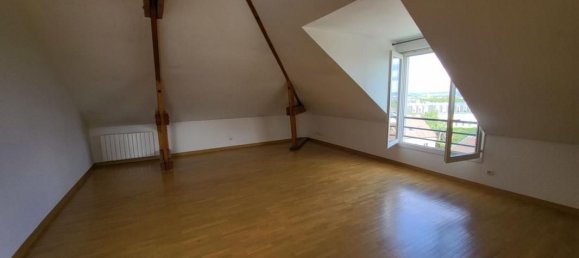 Квартира с 3 спальнями в Шамбурси, Франция № 186620 2