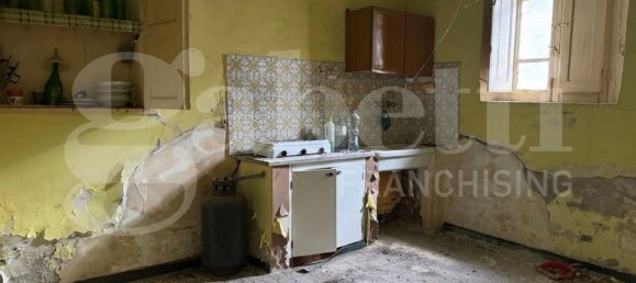 5 Schlafzimmer Haus in Villafranca Tirrena, Italy, Nr. 360182 16