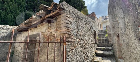 5 Schlafzimmer Haus in Villafranca Tirrena, Italy, Nr. 360182 7