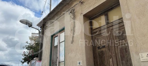 5 Schlafzimmer Haus in Villafranca Tirrena, Italy, Nr. 360182 14