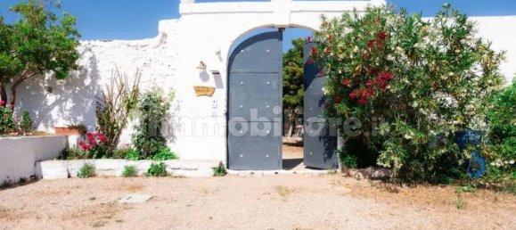 Casa de 7 dormitorios en San Vito dei Normanni, Italy No. 223162 14