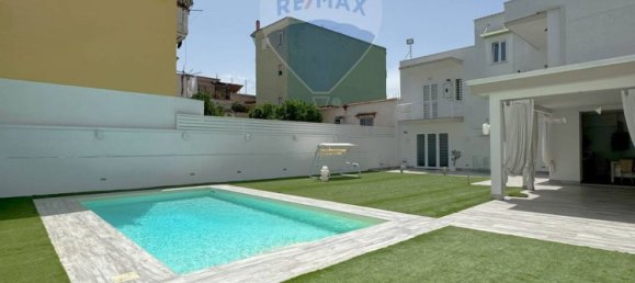 10 Schlafzimmer Haus in Naples, Italy, Nr. 318747 18