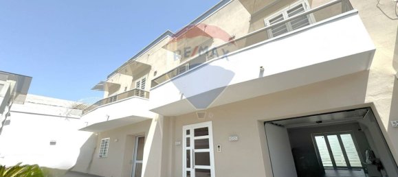 10 Schlafzimmer Haus in Naples, Italy, Nr. 318747 2