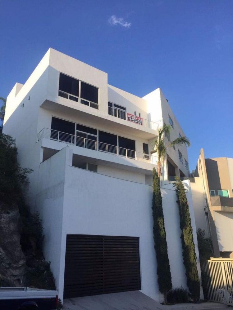 Дом с 3 спальнями в Нуэво Леон, Мексика № 162604