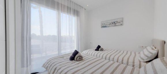 3 Schlafzimmer Villa in La Zenia, Spain, Nr. 365010 14