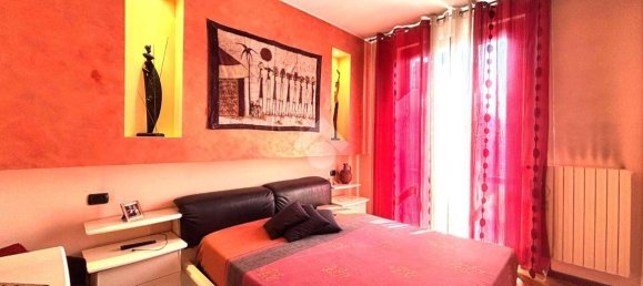 Villa de 4 dormitorios en Giussano, Italy No. 314339 22