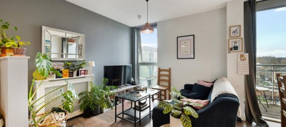 1 bedroom Apartment in London, United Kingdom No. 9894 12