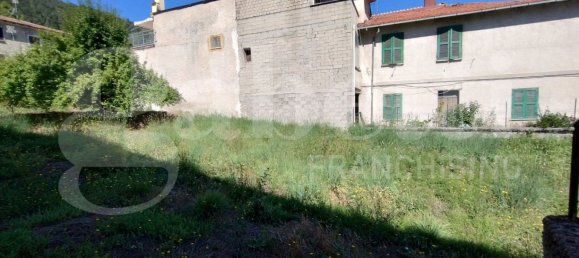 5 rooms House in Tagliacozzo, Italy No. 309483 3