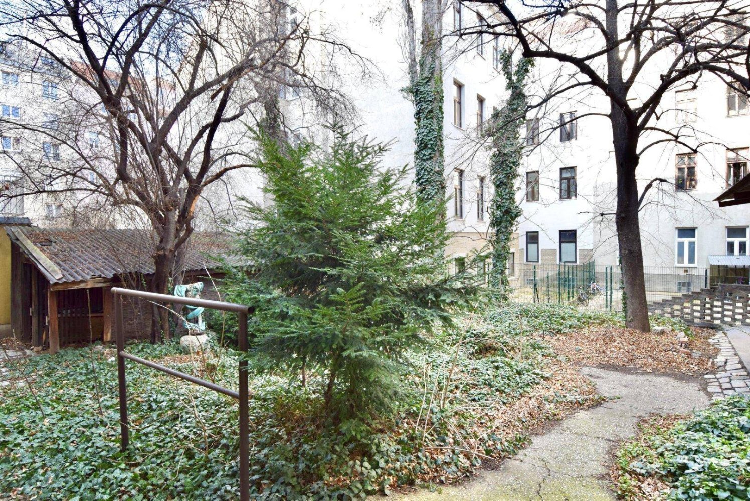 3 rooms Apartment in Favoriten, Austria No. 195461