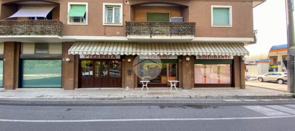 3غرفة عقار تجاري في Botticino, Italy رقم 341366 17