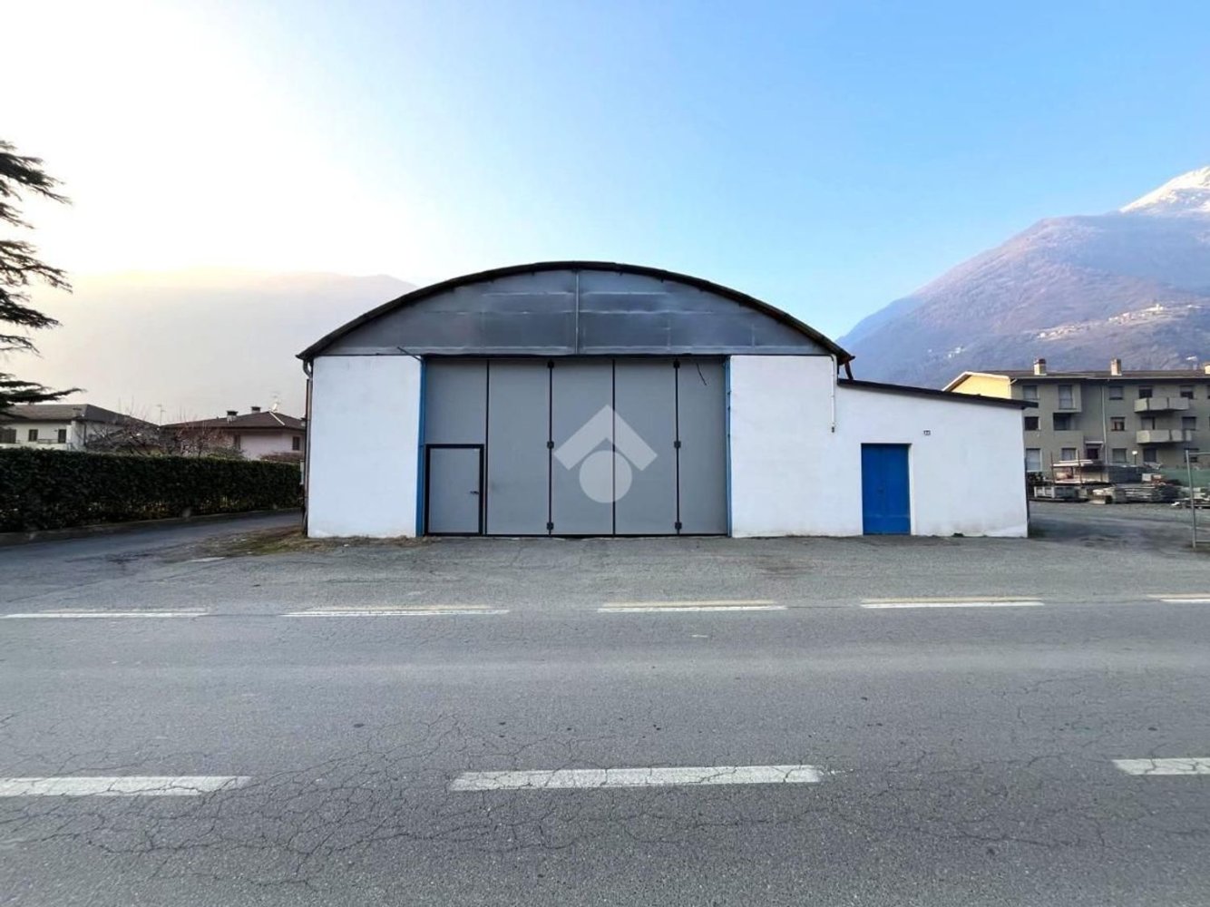 Lagerhaus in Tirano, Italy 350m², Nr. 97066
