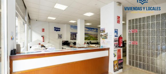 160m² Commercial property in Granada, Spain No. 22396 11